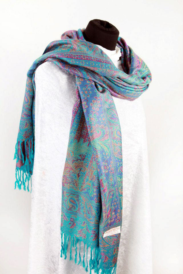 How to Care for Your Cashmere and Pashmina Shawls: Expert Tips for Long-Lasting Elegance