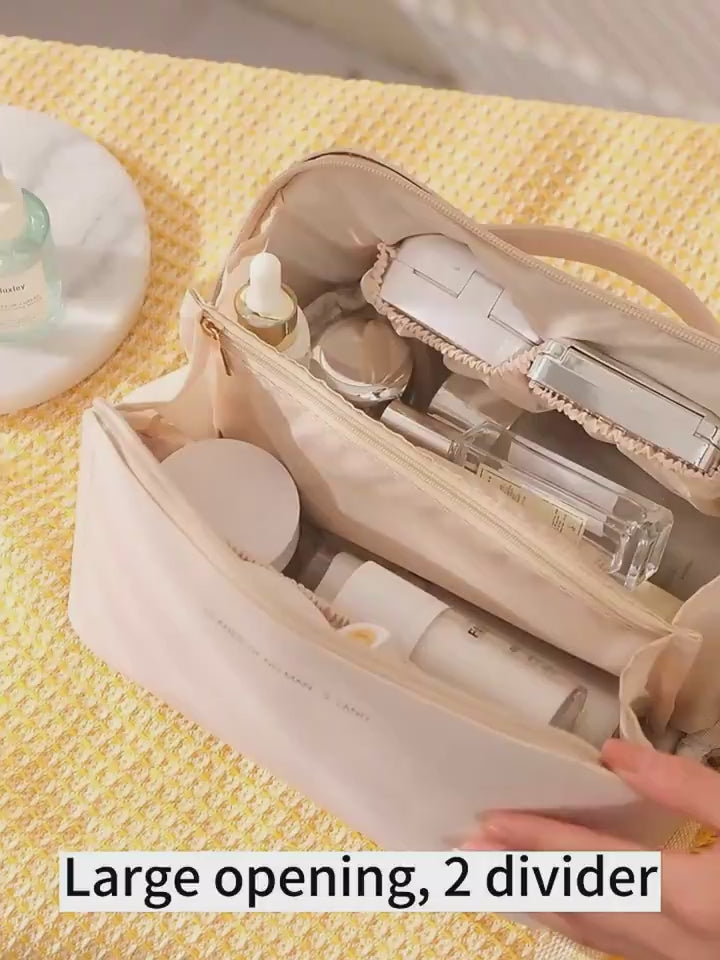 Large Capacity Travel Cosmetic Bag Women Toiletry Makeup Organizer video 4