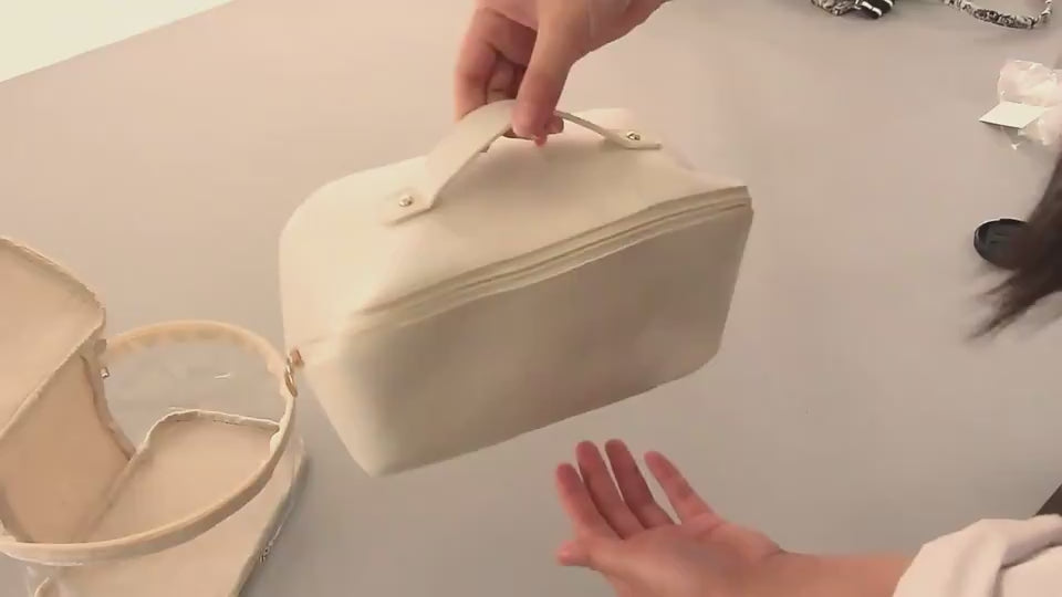 Large Capacity Travel Cosmetic Bag Women Toiletry Makeup Organizervideo 6