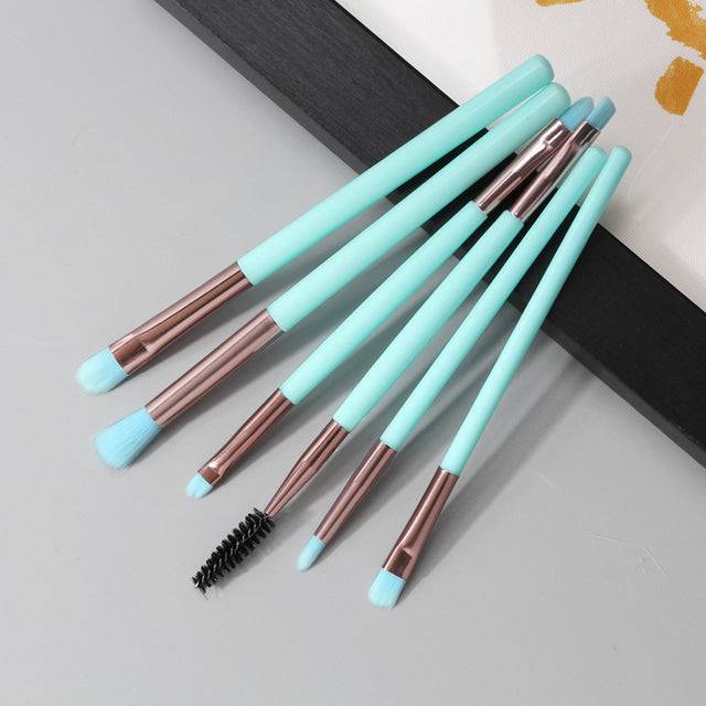 Makeup Brush Set for Flawless Blending and Contouring | Professional Cosmetic Tool for a Perfect Finish FREE POSTAGE - The Little Market Shop